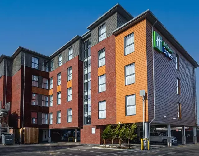 Holiday Inn Express - Fleet by IHG