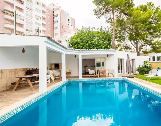 Urban Bliss Guesthouse I