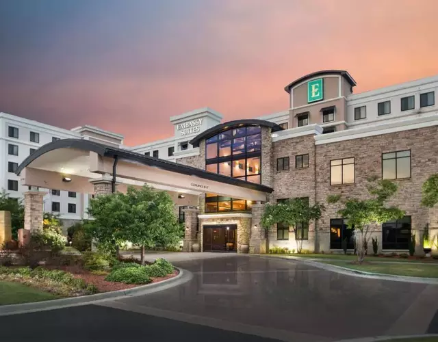 Embassy Suites by Hilton Fayetteville Fort Bragg