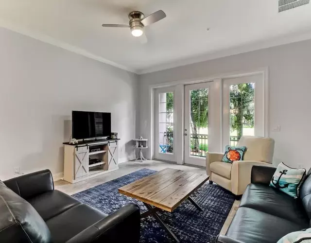 1503 Summerwoods