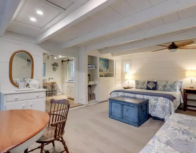 Nantucket Cottage with Fishing Dock and Sunsets