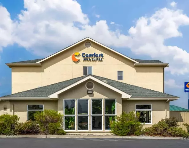 Comfort Inn & Suites Redwood Country