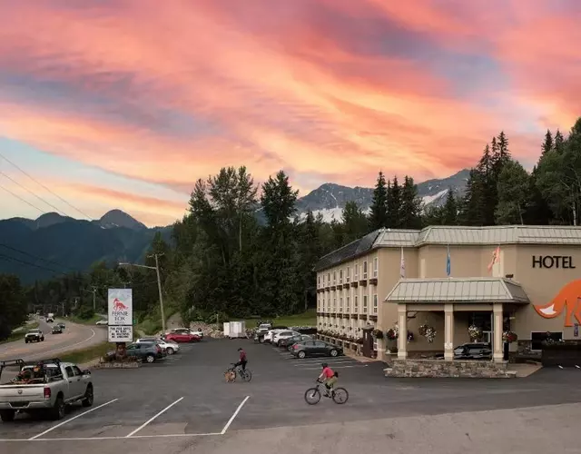 Fernie Fox Hotel