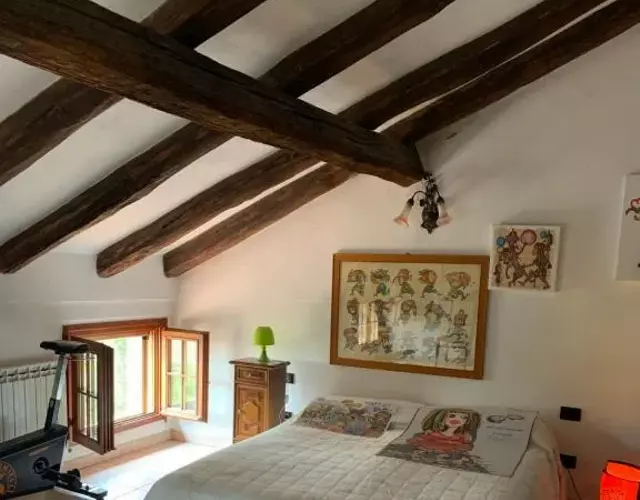 Stanze in villa con parco e piscina