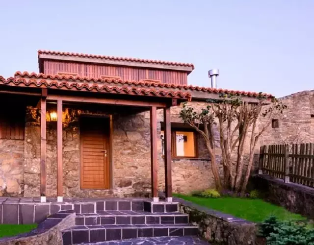 Cabaña con Piscina en Doniños