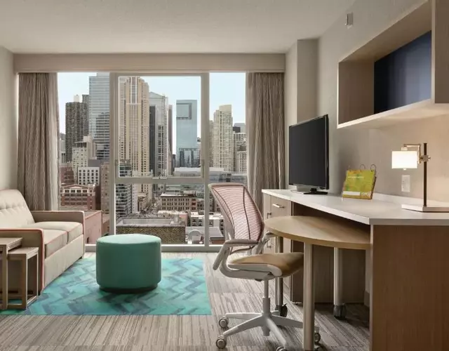 Home2 Suites By Hilton Chicago River North