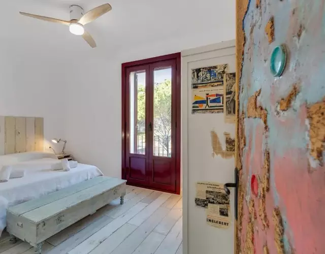 Encantadora casa con terraza y parking en Figueres