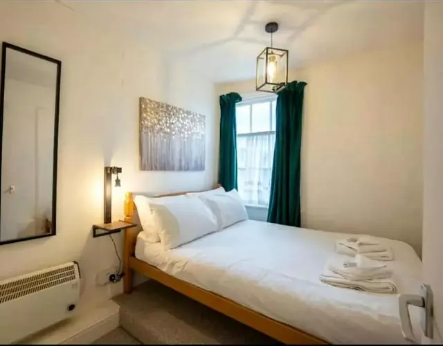 Sea side flat 5 with fast WIFI and free PARKING