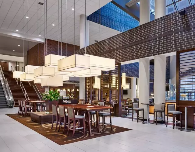 Sheraton Indianapolis Hotel at Keystone Crossing