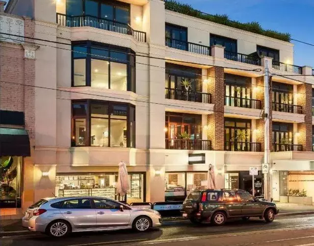 Corporate Living Accommodation Hawthorn
