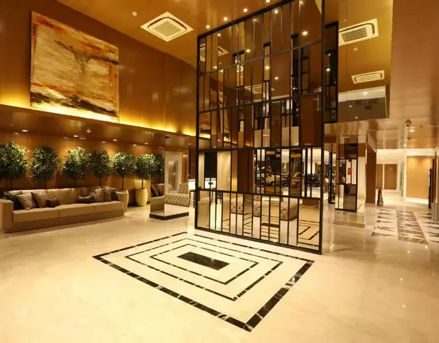 Royal Regency Palace Hotel