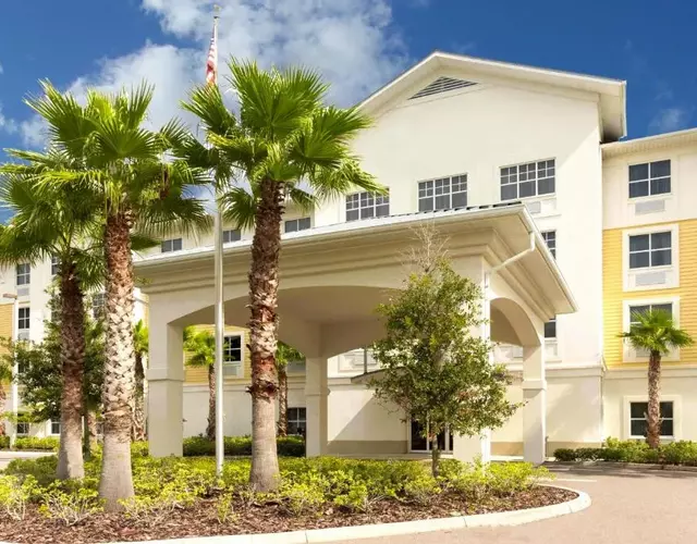 Holiday Inn Express & Suites Palm Coast - I-95