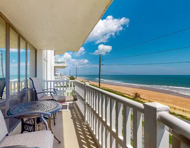 Right on the Shores, Apt 306 Condo in Flagler Beach with pool & tennis access