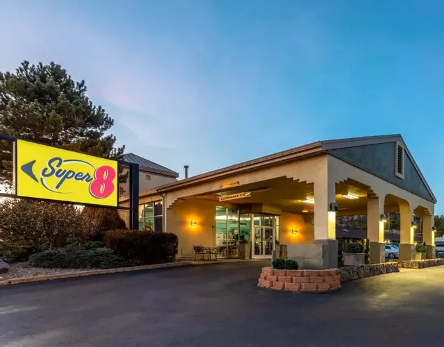 Super 8 by Wyndham NAU/Downtown Conference Center