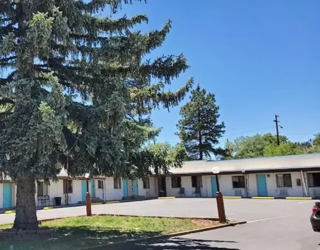 The L Motel Downtown/NAU Conference Center