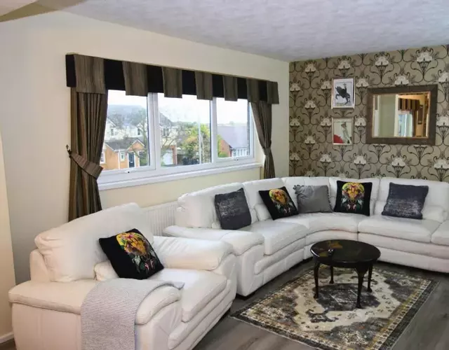 Family Escape, Blackpool Attractions Nearby coast