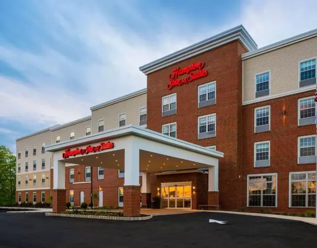 Hampton Inn & Suites Bridgewater, NJ
