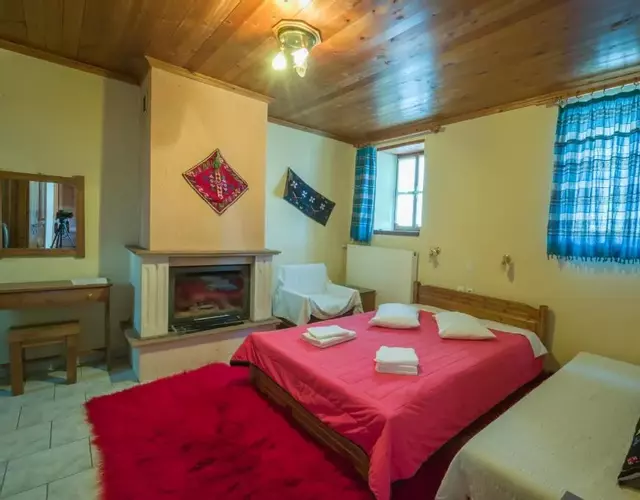 To Petrino Guesthouse
