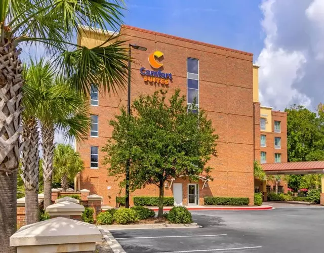 Comfort Suites Charleston West Ashley