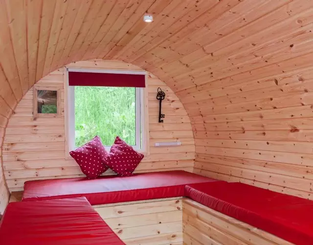 BCC Lochness Hostel pods