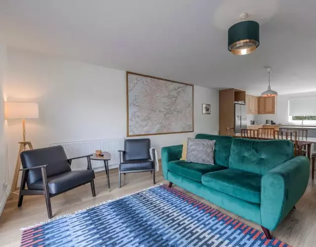 Heathercroft House-Modern 3 bedroom house with stunning views