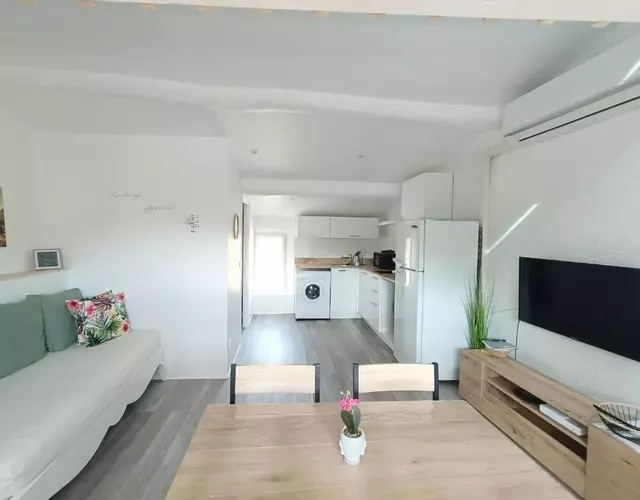 Au centre de Fréjus Charmant appartement