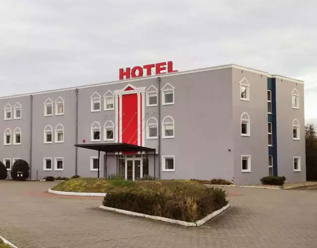 Hotel Holidays