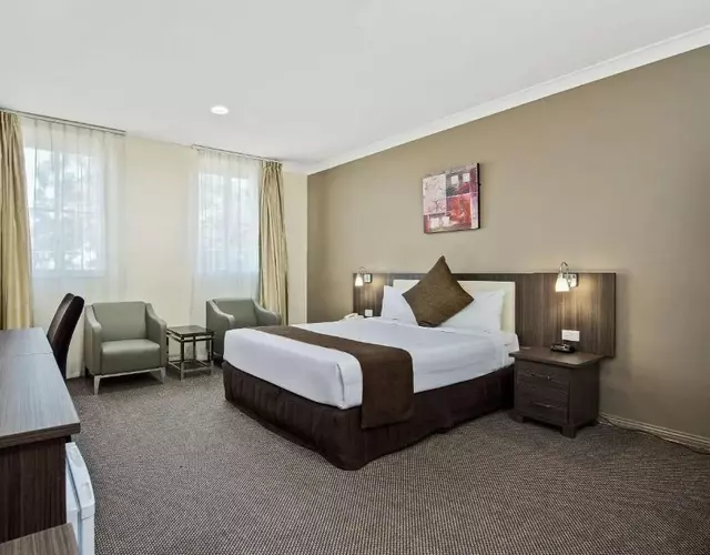 Comfort Hotel Dandenong