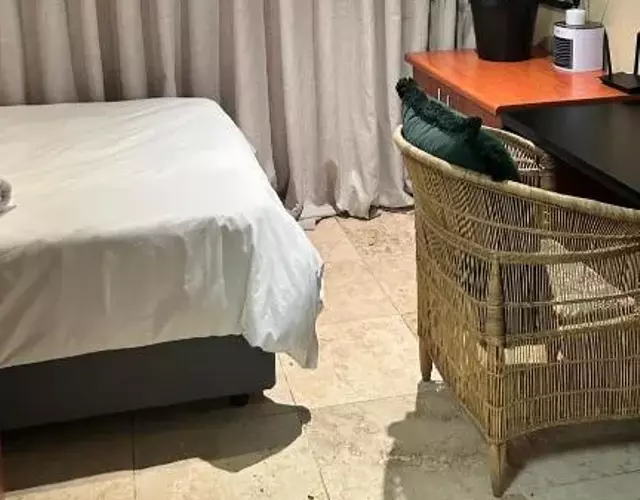 Studio Apartment Paarl Central