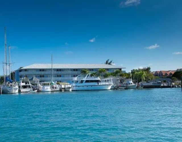 Flamingo Bay Hotel & Marina