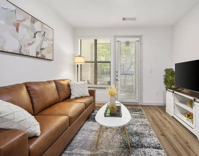 Brightshaven CoolSprings, Modern 1Bed with EV Parking in Frisco