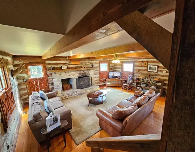 King Bed Farmhouse Valley Views