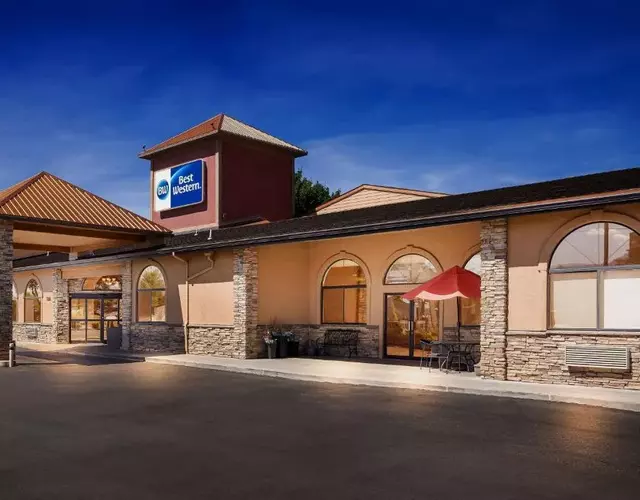 Best Western Grande River Inn & Suites