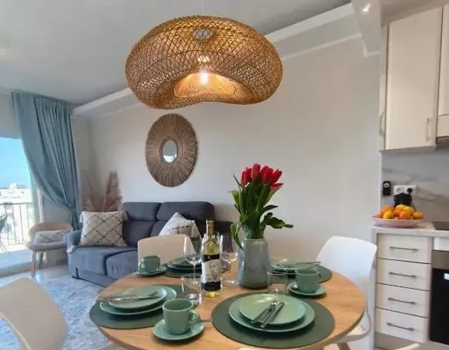 Fuengirola Castle and Sea Views Apartment