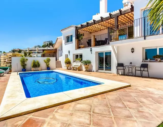 Villa Chispita & Sevilla Torreblanca