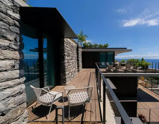 Savoy Monumentalis Ocean View By LM & AC Signature
