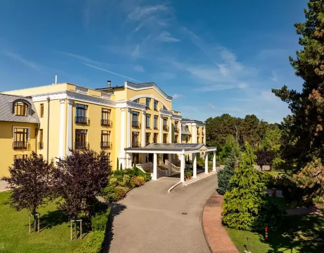 Hotel Golden Palace
