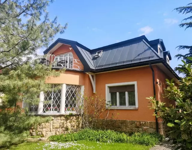 Kikelet Villa