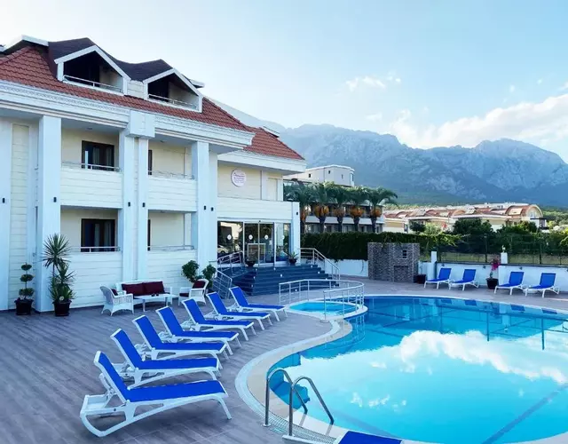 Emily Rose Hotel