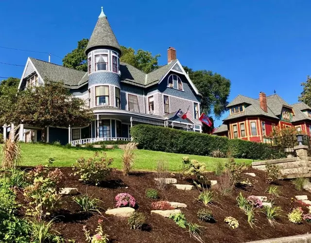 The Hancock House Bed & Breakfast Inn