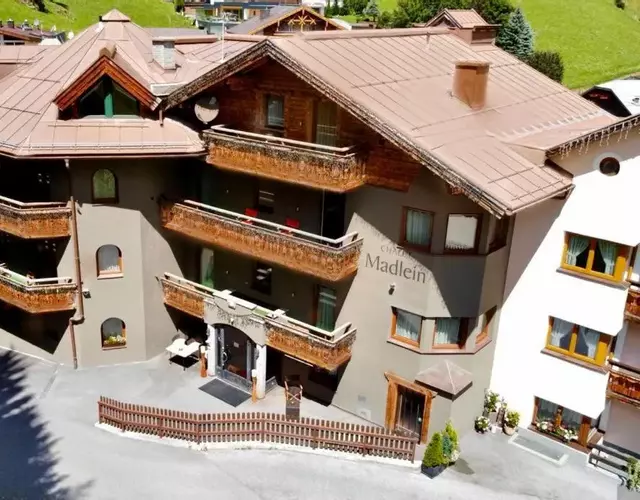Chalet Madlein