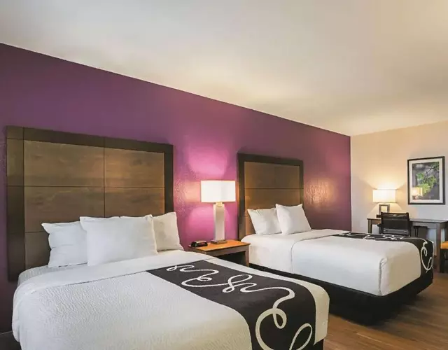 Wingate by Wyndham Galveston Beachfront at the Seawall