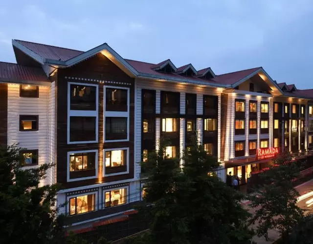 Ramada by Wyndham Gangtok Hotel & Casino Golden