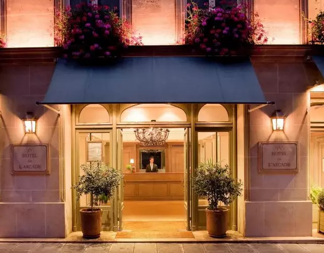 Hôtel De l'Arcade