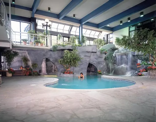 Sidney James Mountain Lodge