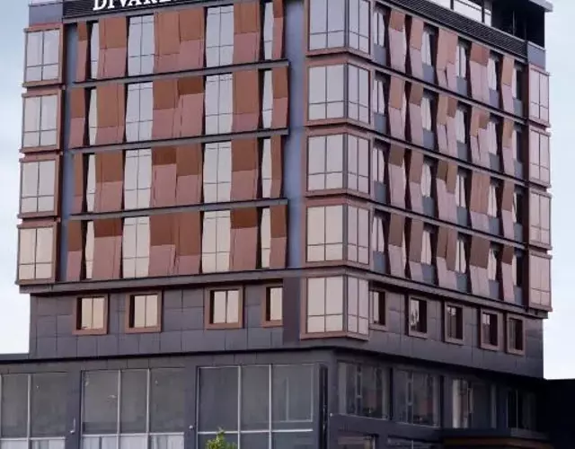 Divares Luxury Hotel