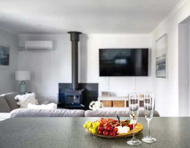 Family Friendly, Walk to Beach, Spacious