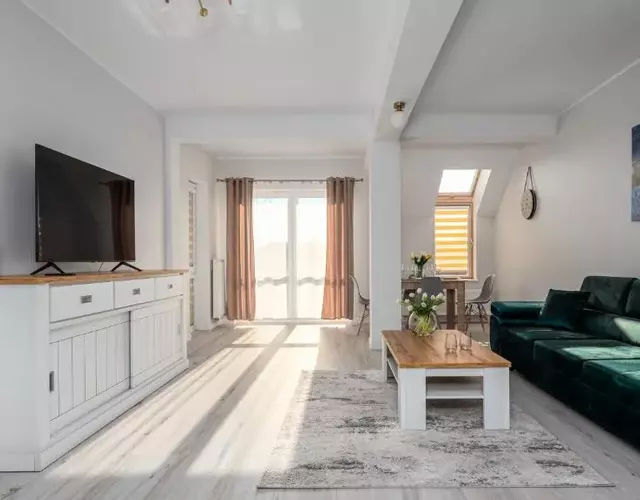 Róża Wiatrów Giżycko, Sun & Snow