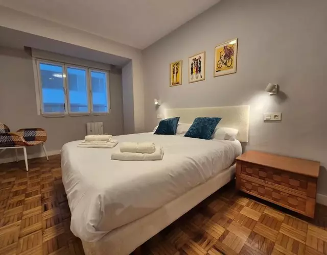 1A143 Apartamento junto a la playa en Gijon by R2R Consulting