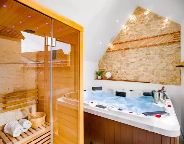 Escapade au Cocon des Plaisirs Secrets Spa &Sauna